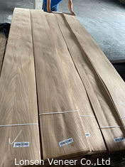 مقاوم للماء 0.6 مم قشرة خشب البلوط الأبيض هندسيًا استخدام ISO9001