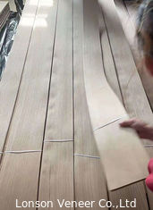 12٪ رطوبة بيضاء خشب رماد قشرة مسطّحة قطع 10 سم عرض باب ورقة إستعمال